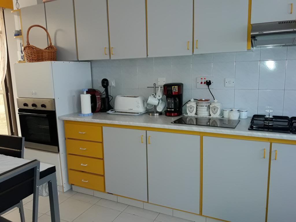 Shared Top 1St Floor Villa Limassol Extérieur photo